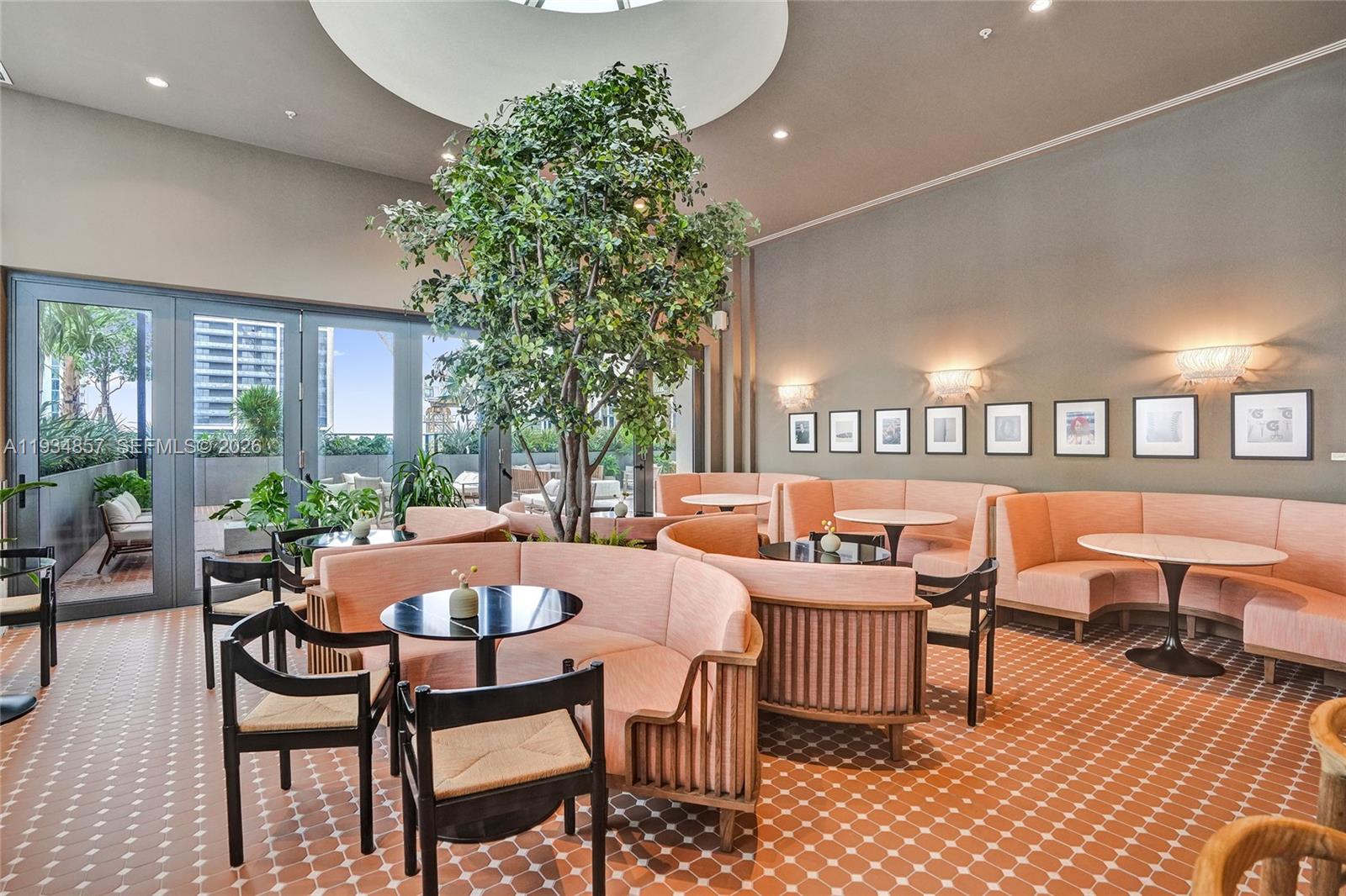 Crosby Miami World Center - Residential