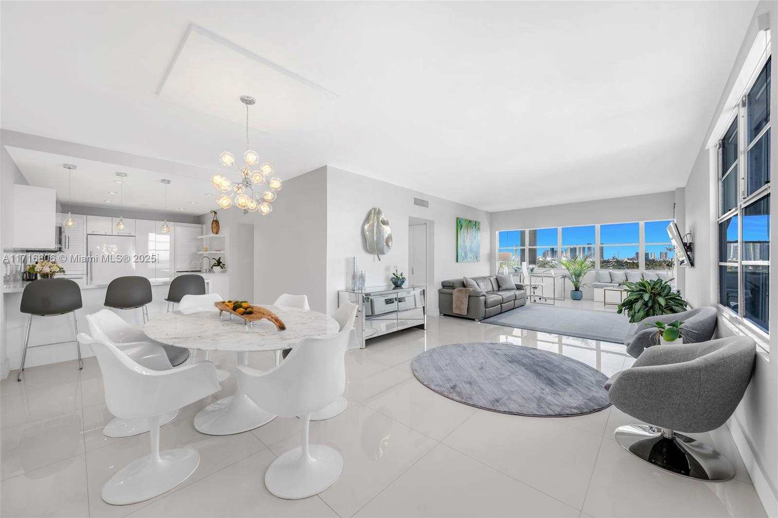 Property for Sale at 3 Island Ave 10D, Miami Beach, Miami-Dade County, Florida - Bedrooms: 2 
Bathrooms: 2  - $1,200,000