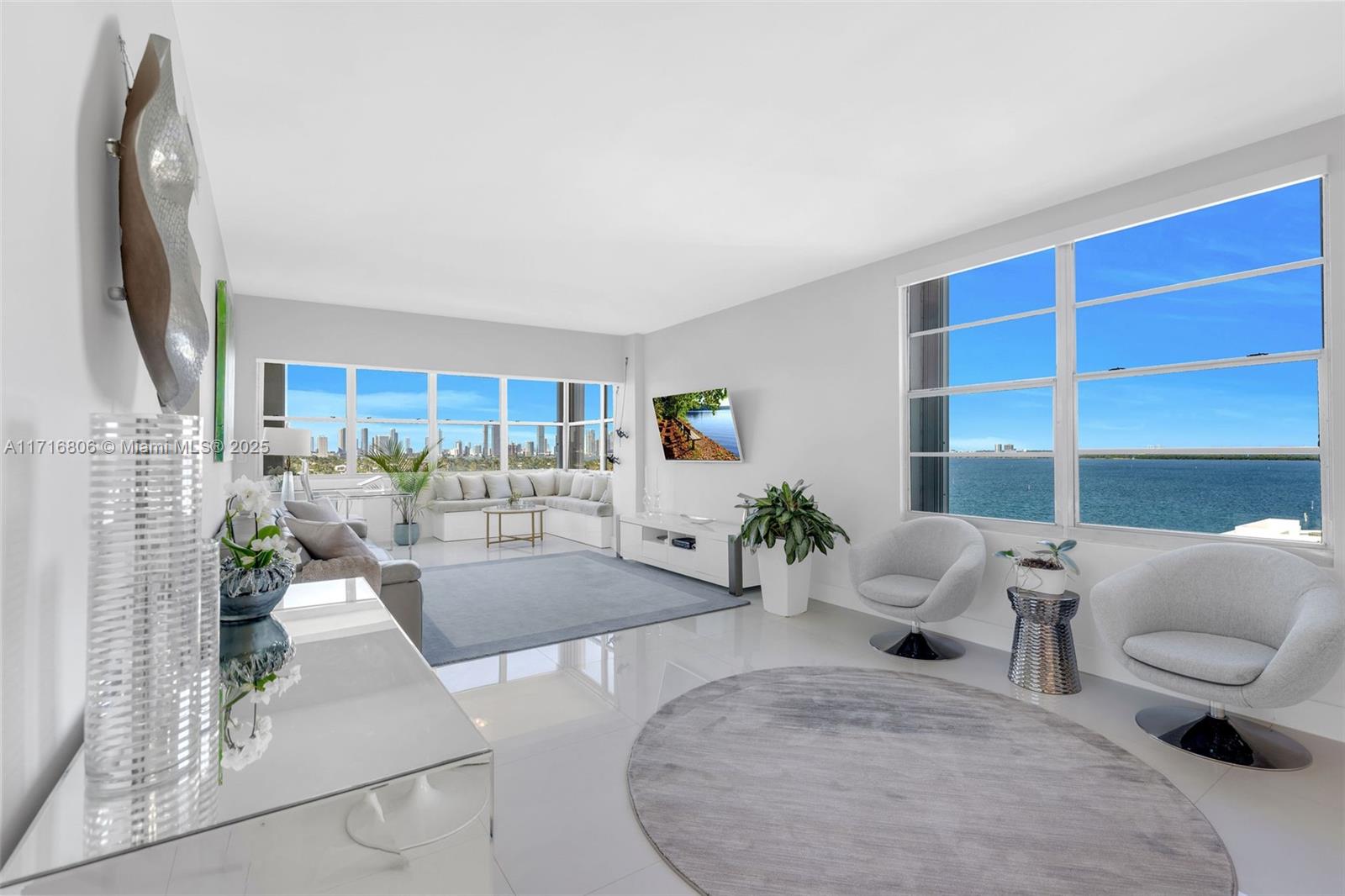 3 Island Ave 10D