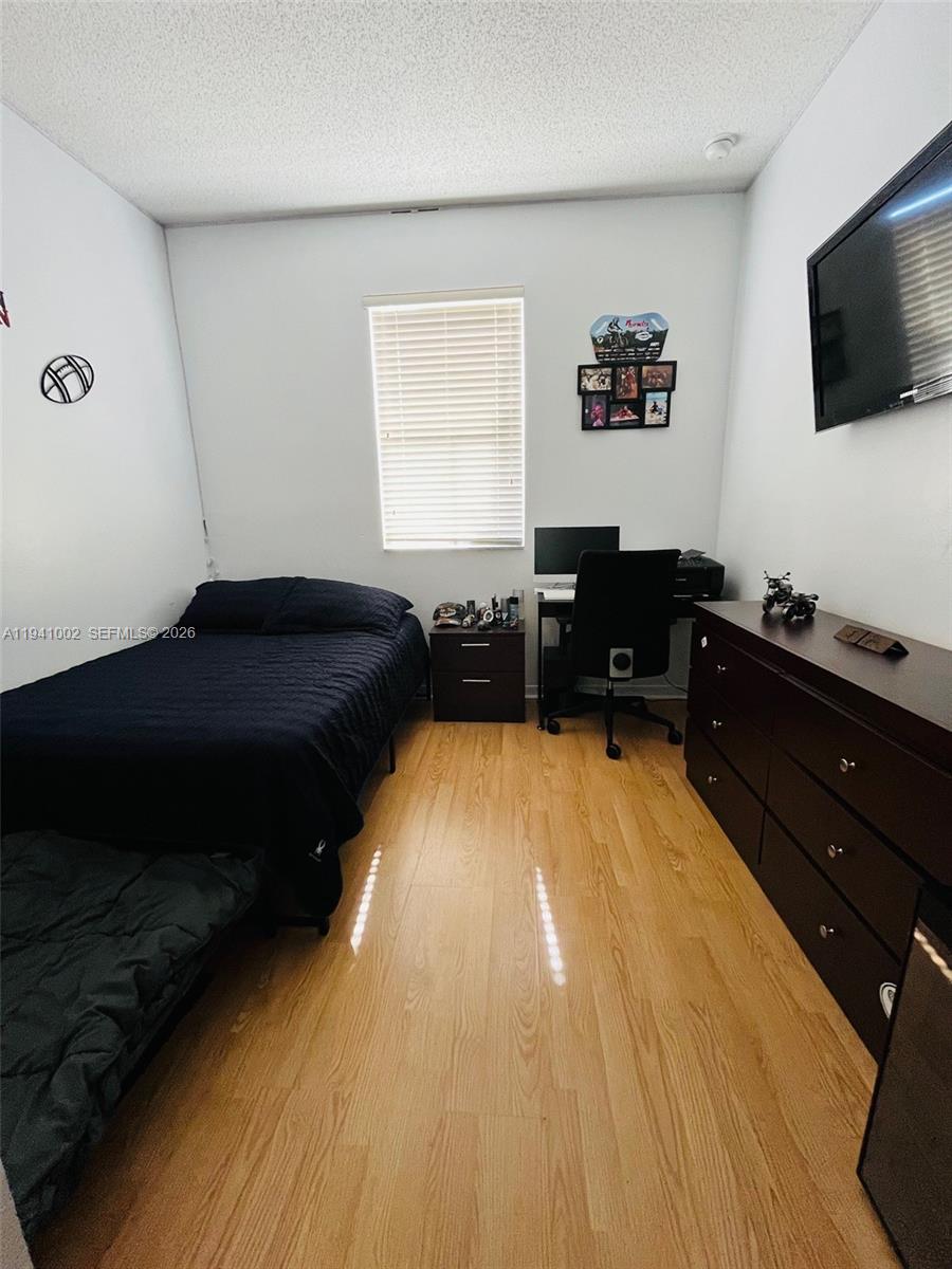 MARBELLA COVE - Residential