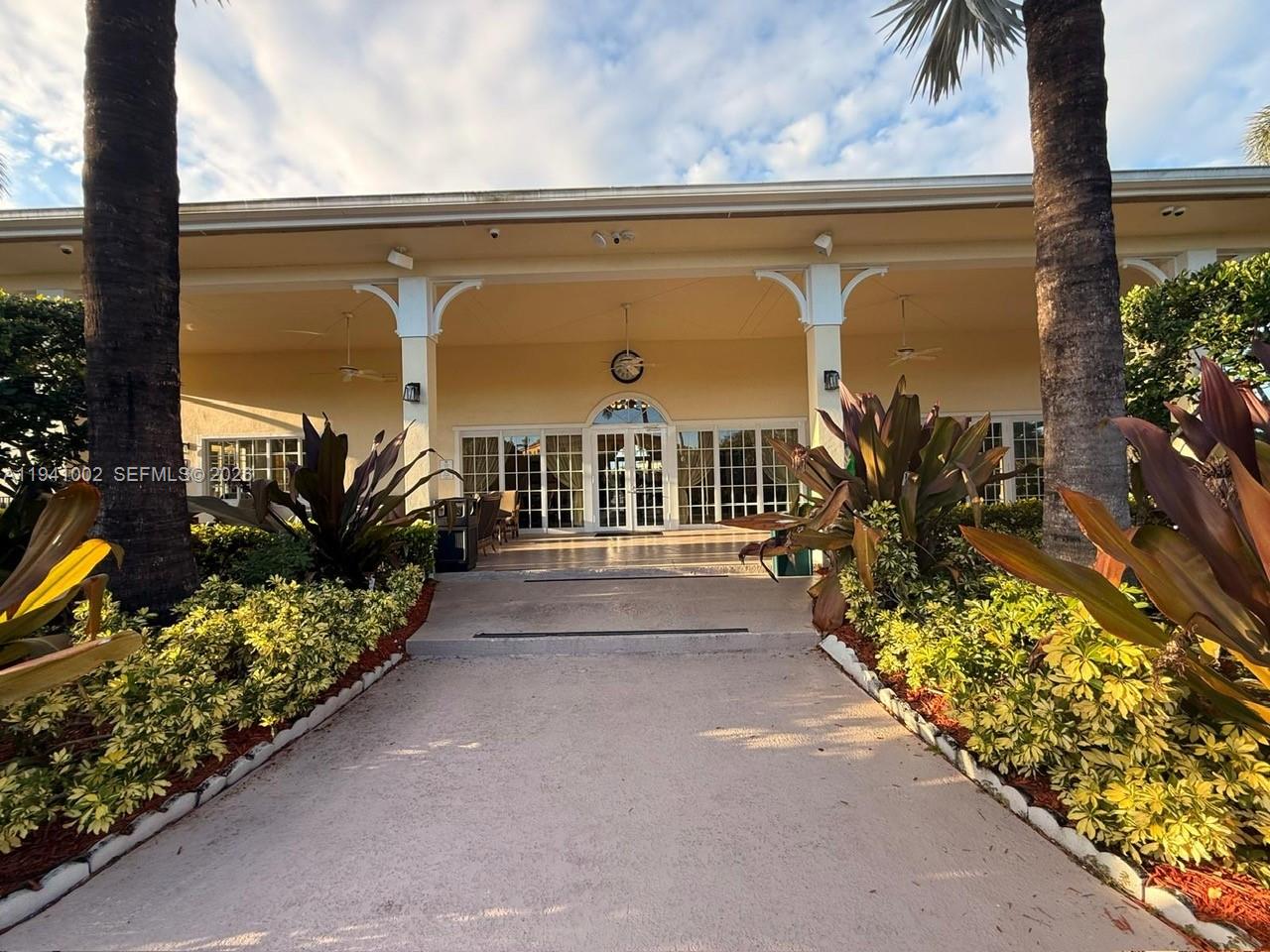 MARBELLA COVE - Residential