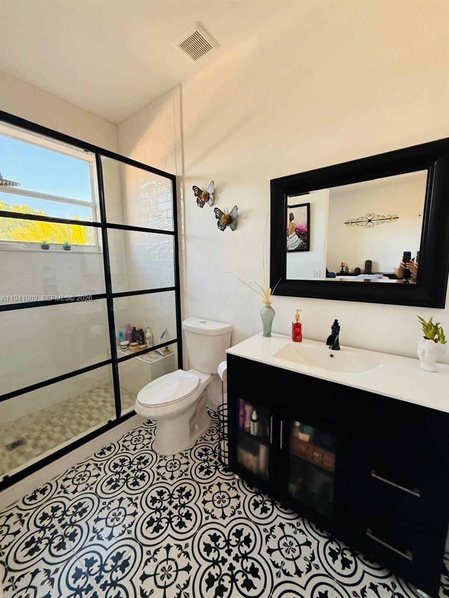 MARBELLA COVE - Residential