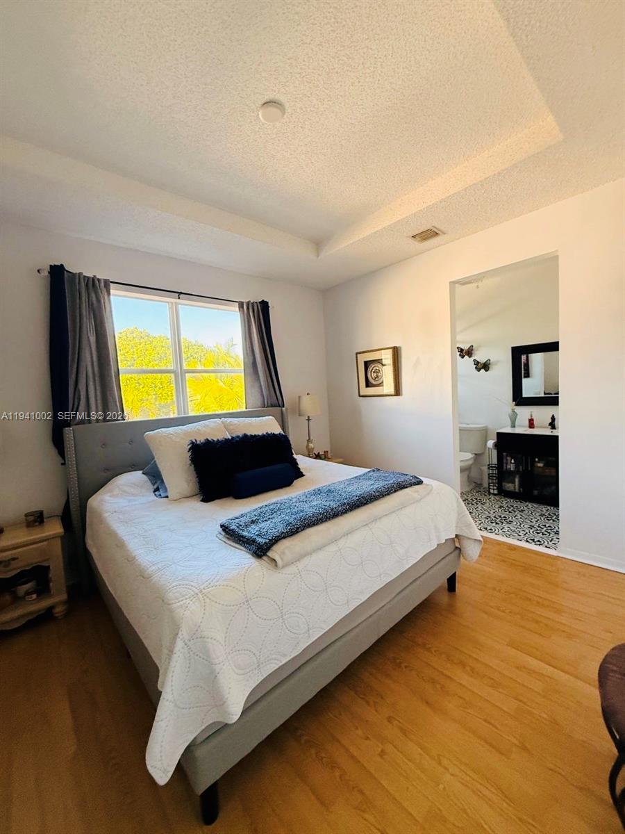 MARBELLA COVE - Residential