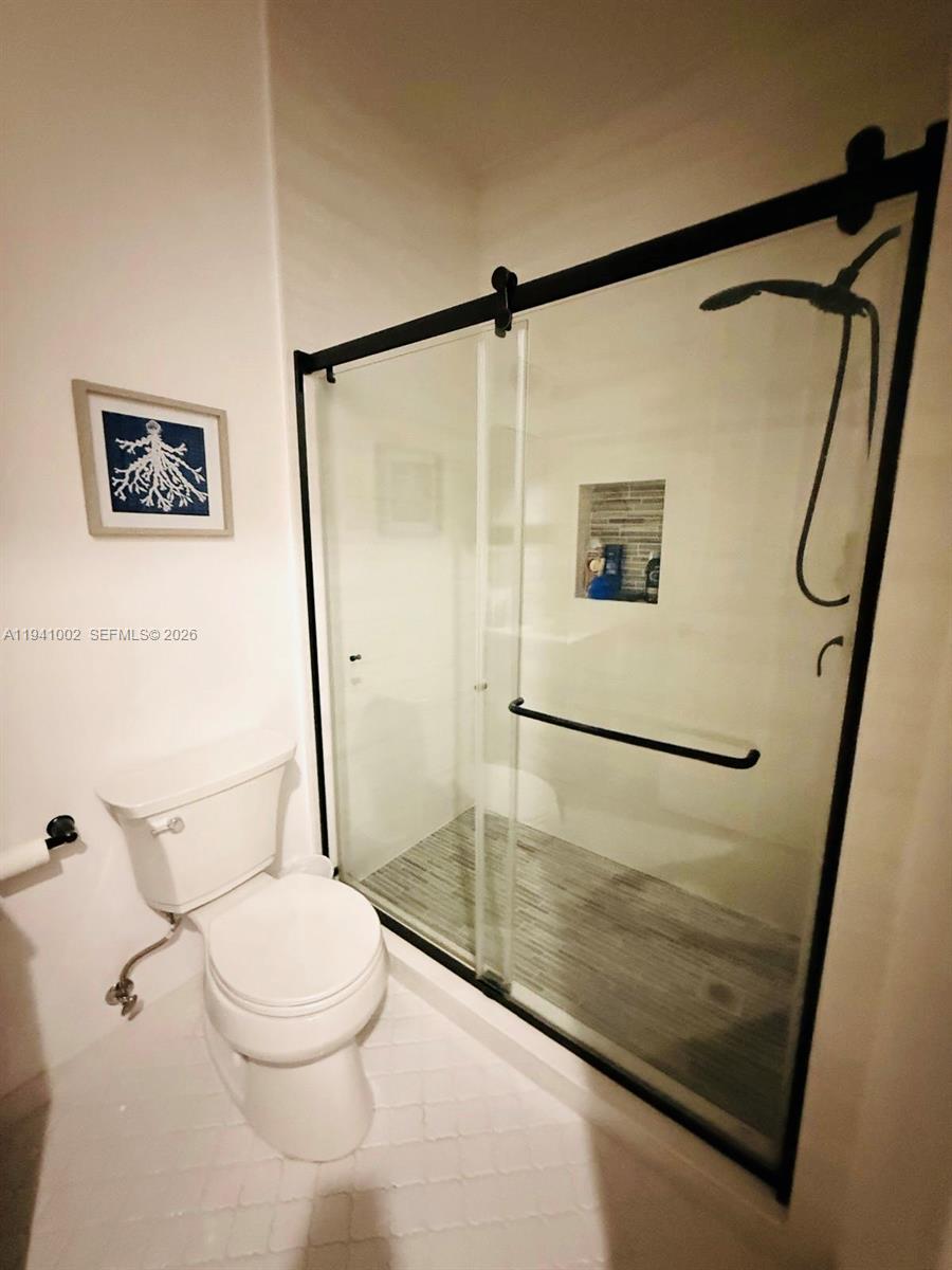 MARBELLA COVE - Residential