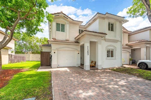 Photo of 11203 NW 73rd Ter, Doral, FL 33178 (MLS # A12036038)