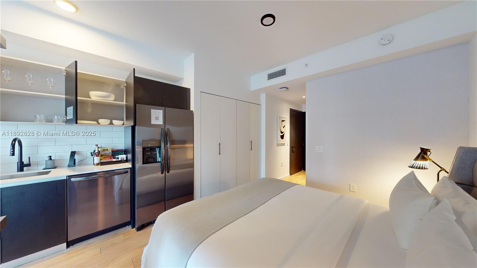 398 NE 5th 2016