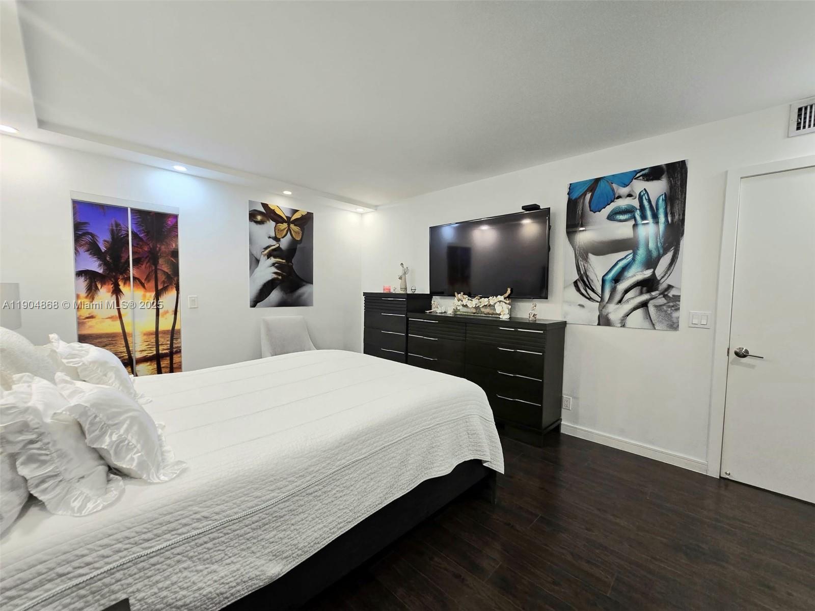 IVANHOE WEST AT CENTURY V - Residential