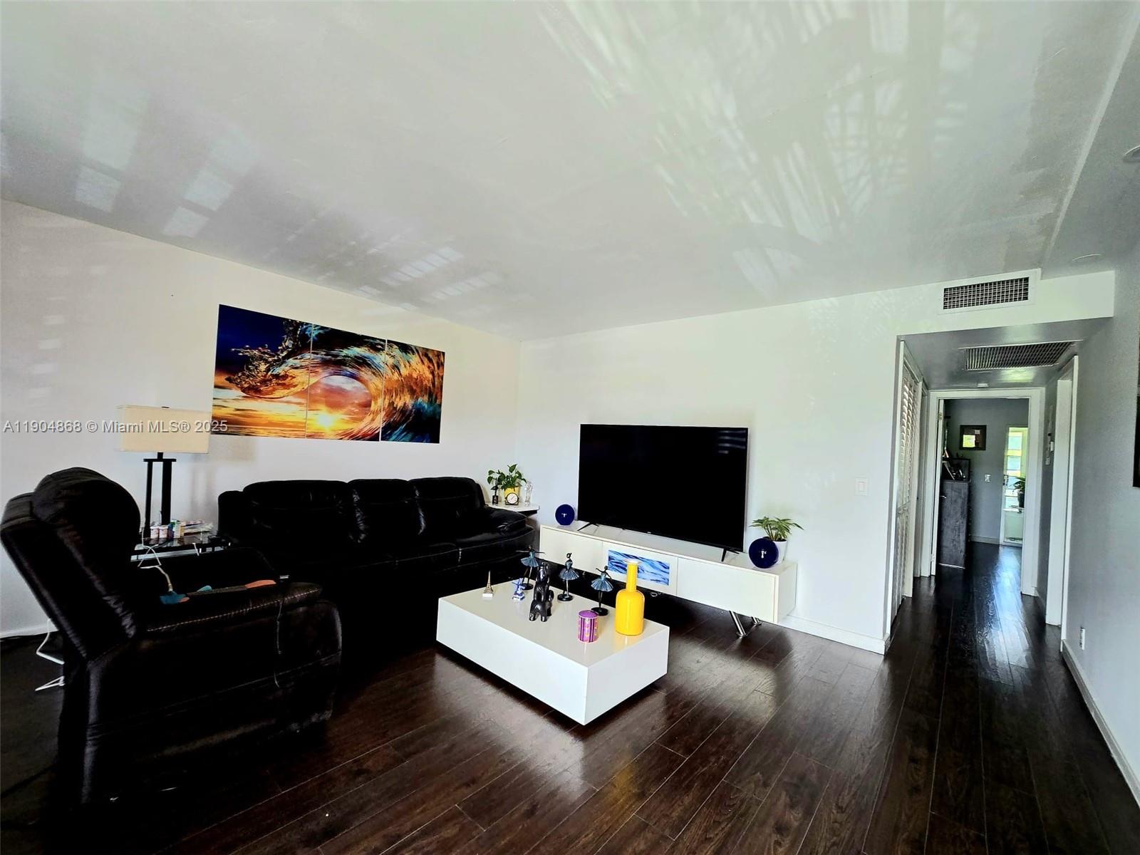 View photos, virtual tours, details... 1401 SW 135th Ter 213H