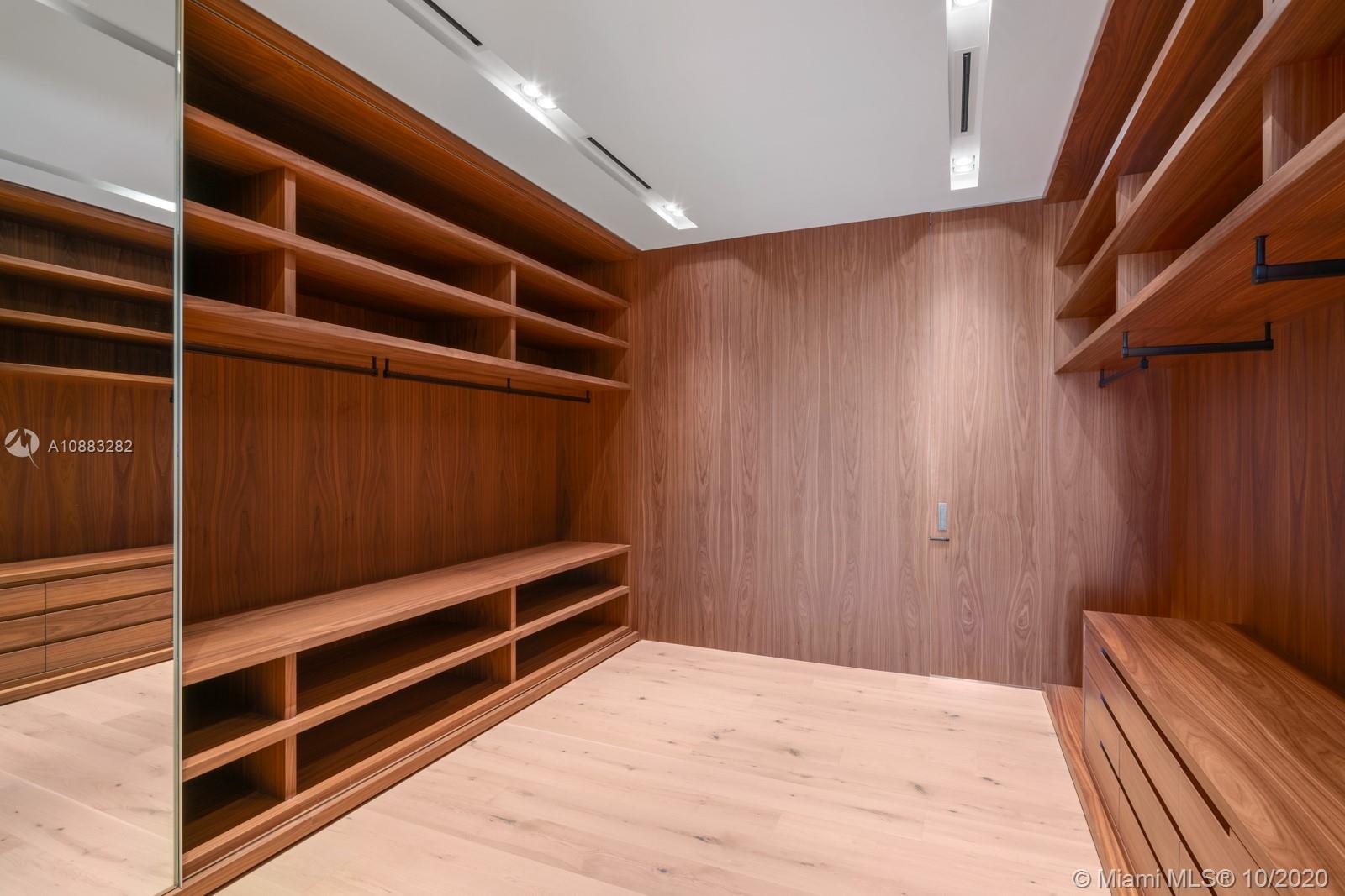 OCEANA KEY BISCAYNE CONDO - Residential