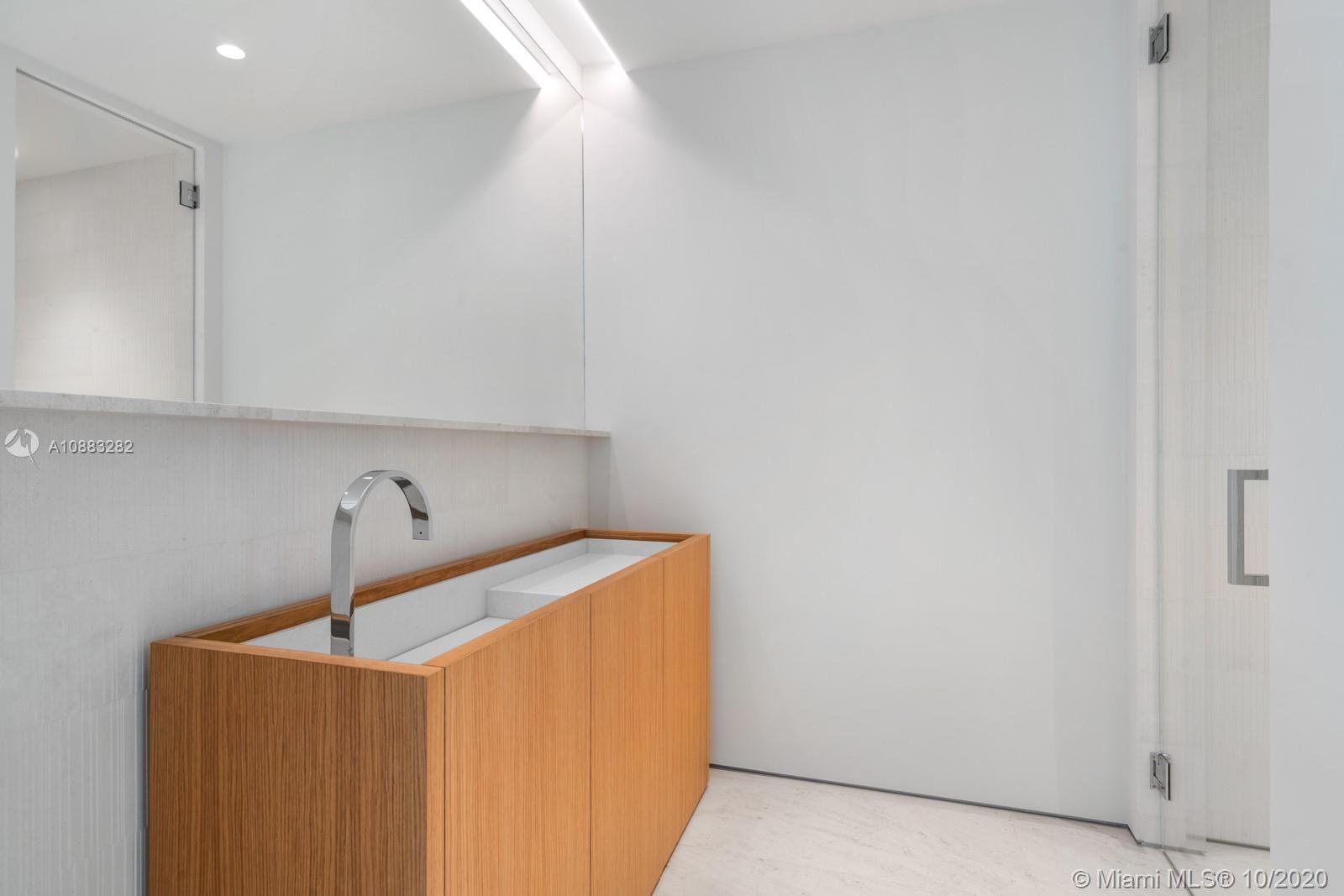 OCEANA KEY BISCAYNE CONDO - Residential