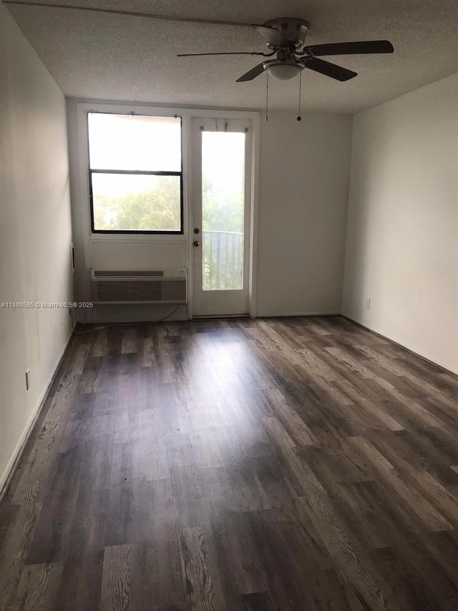 CORAL SPRINGS TOWER CLUB - Residential Lease