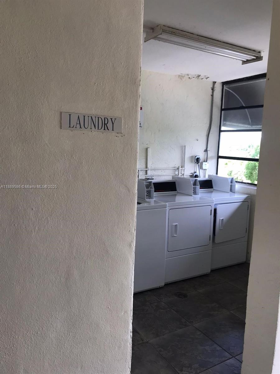 CORAL SPRINGS TOWER CLUB - Residential Lease