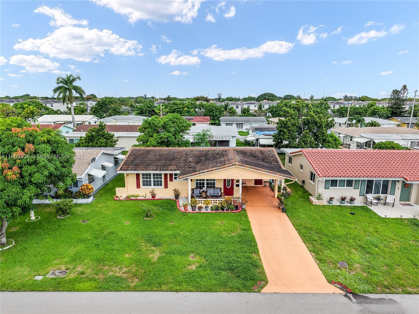 MAINLANDS OF TAMARAC LAKE - Residential
