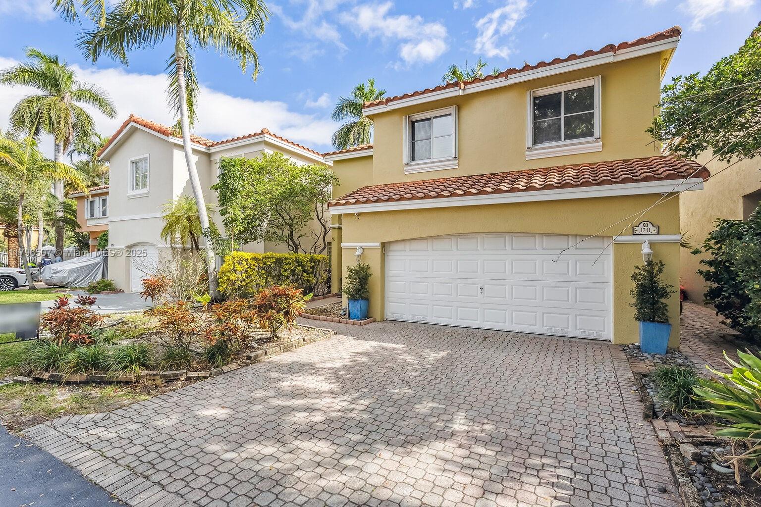 HOMES AT EAST LAKE - Residential