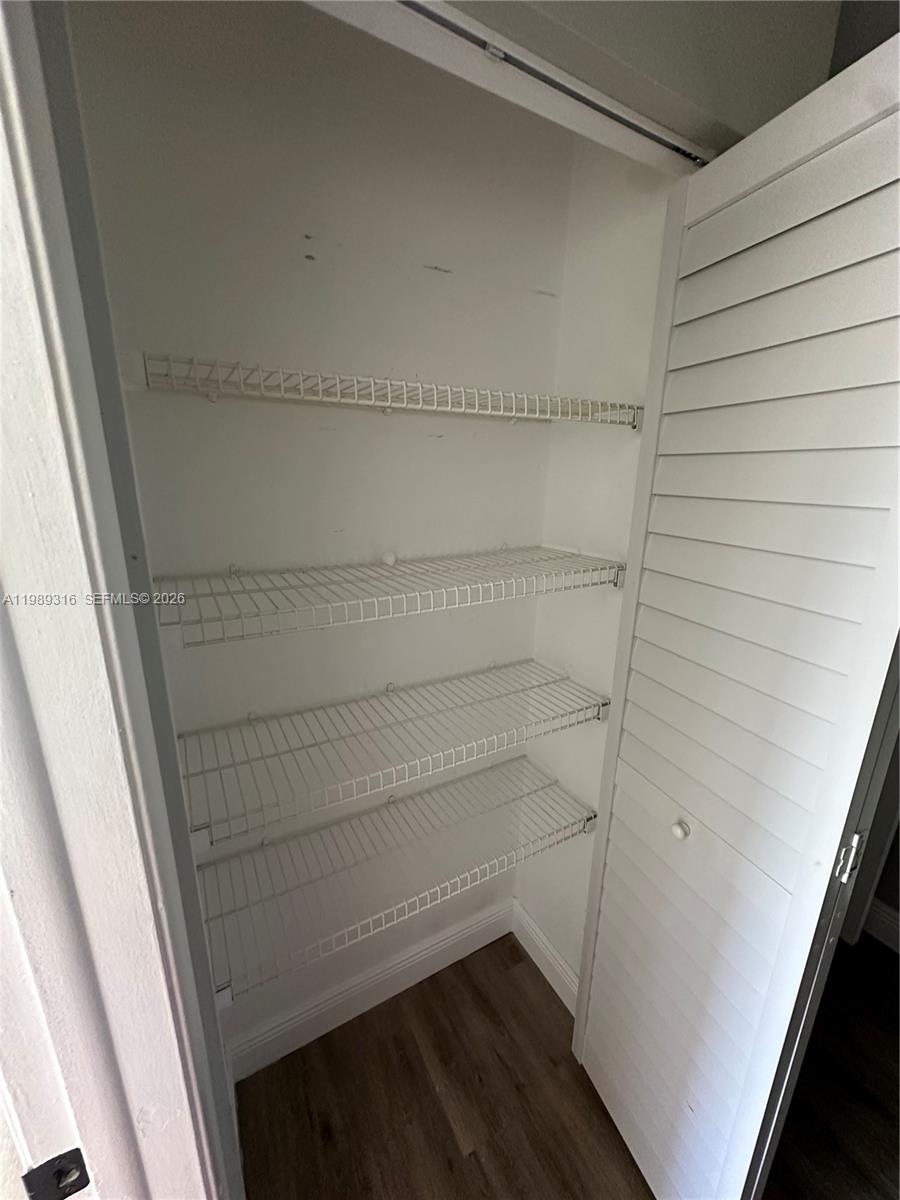 LOCH LOMOND SEC 3 - Residential Lease