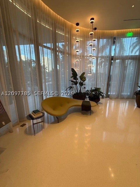 1400 BISCAYNE 2602