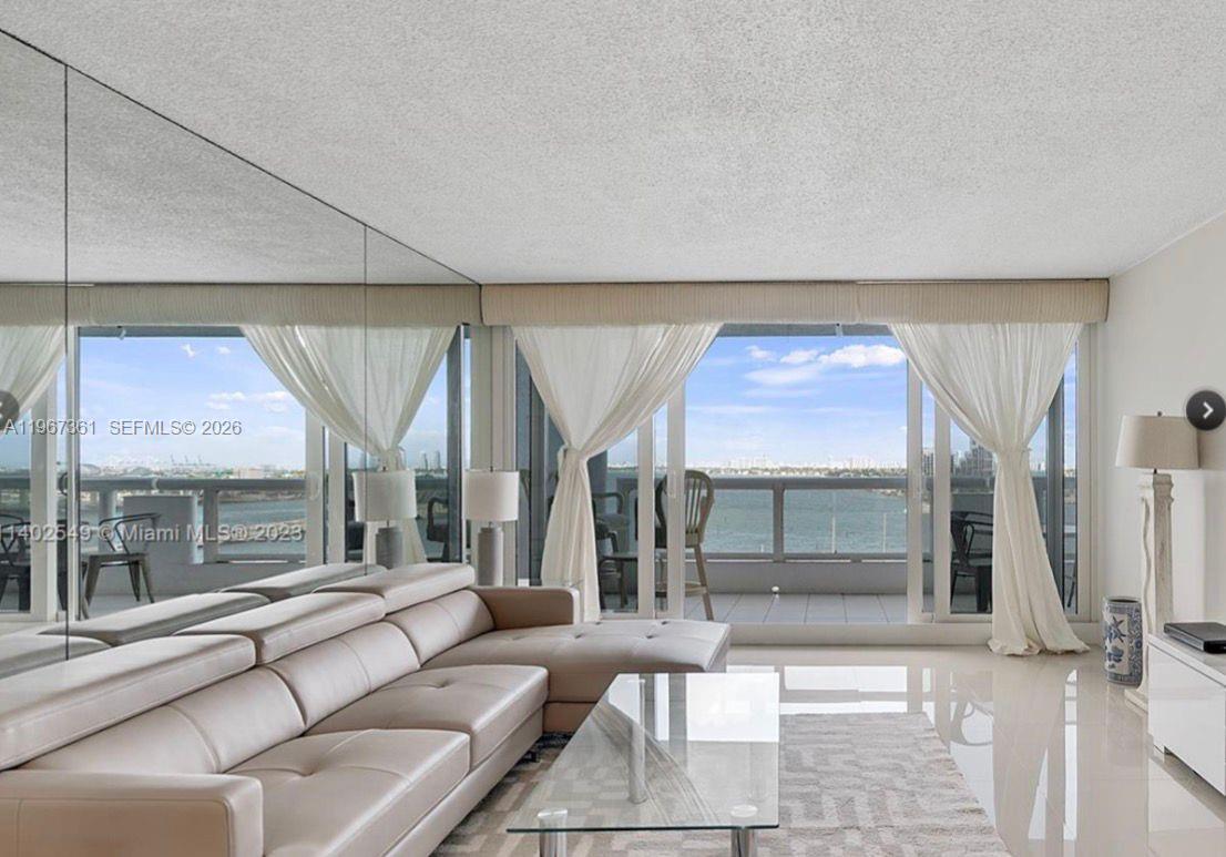 1717 N Bayshore Dr A-1132