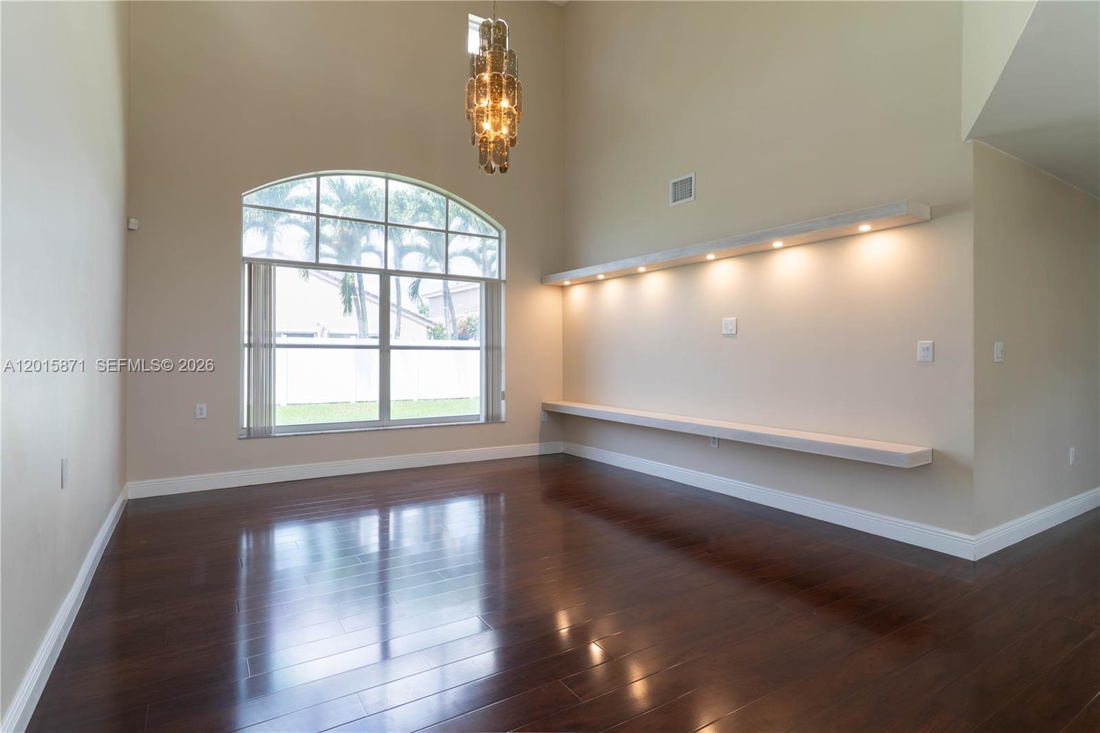CHAPEL TRAIL II - Residential Lease