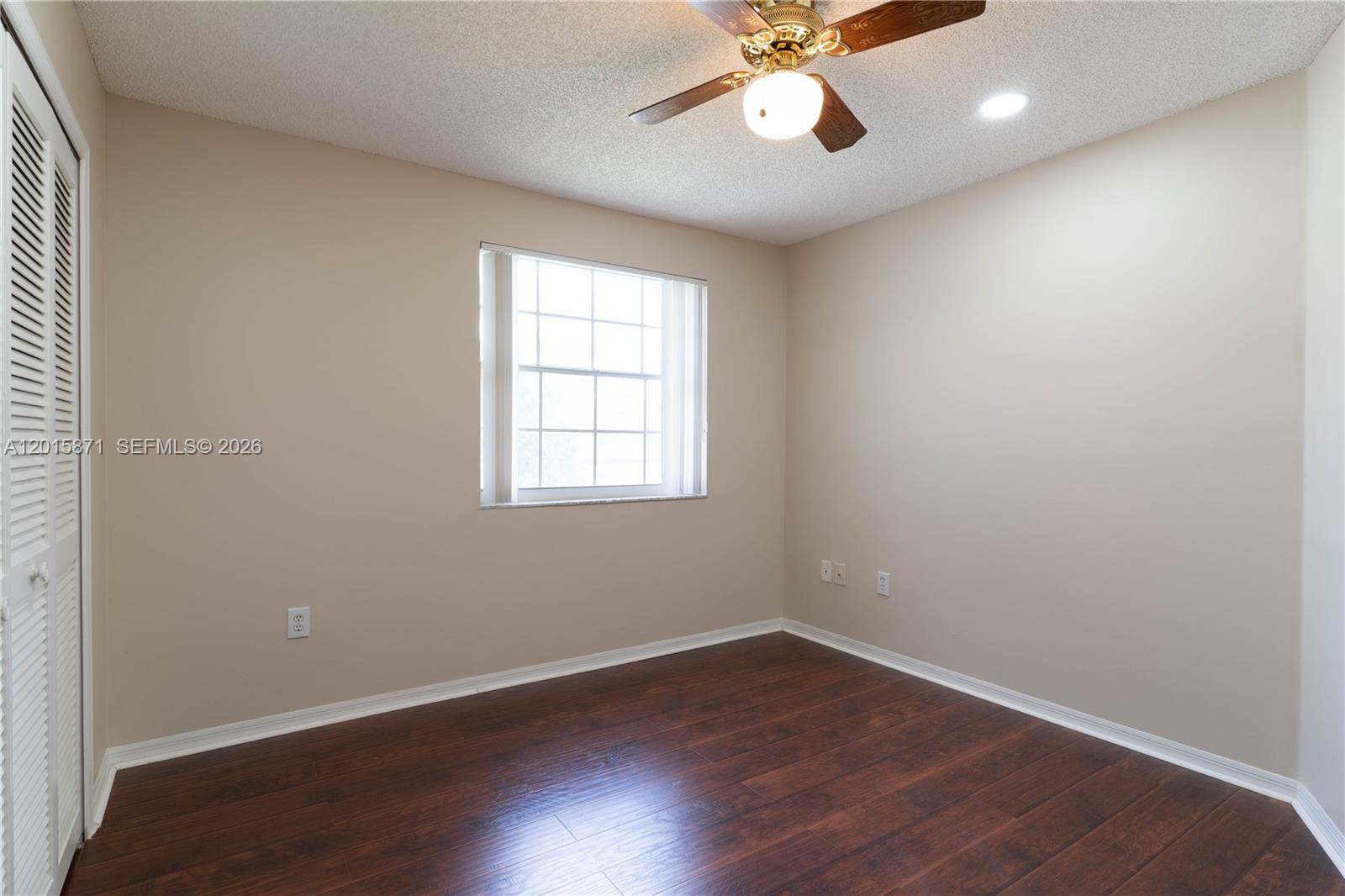 CHAPEL TRAIL II - Residential Lease