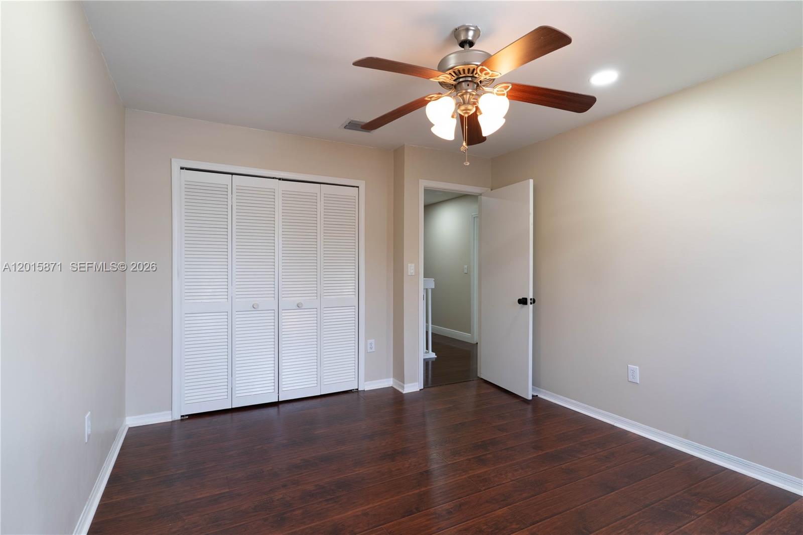 CHAPEL TRAIL II - Residential Lease