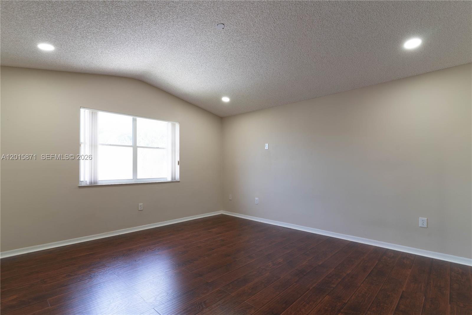 CHAPEL TRAIL II - Residential Lease