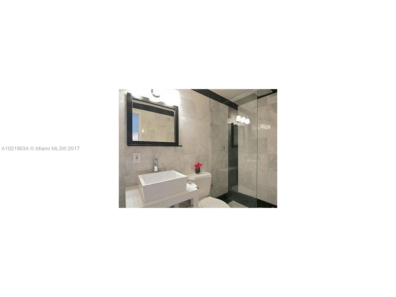 Lincoln Condo Un 16 - Residential Lease