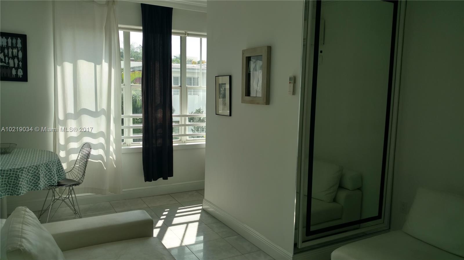 Lincoln Condo Un 16 - Residential Lease