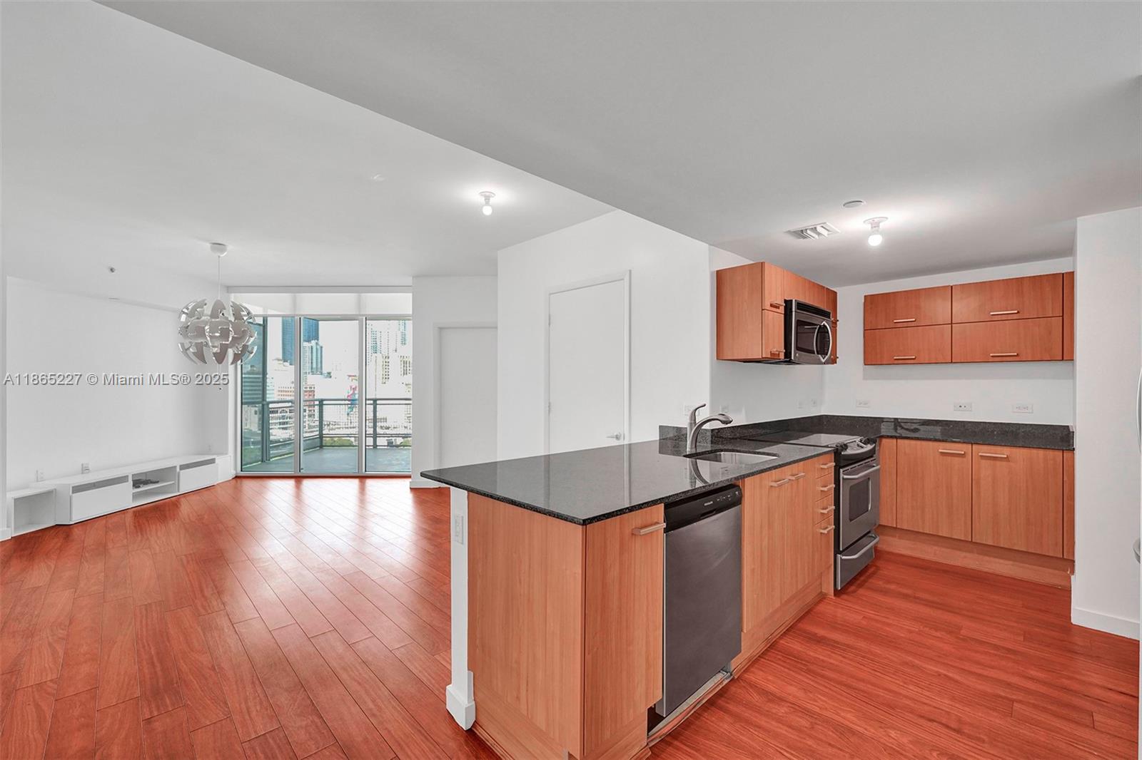 350 S Miami Ave 1403