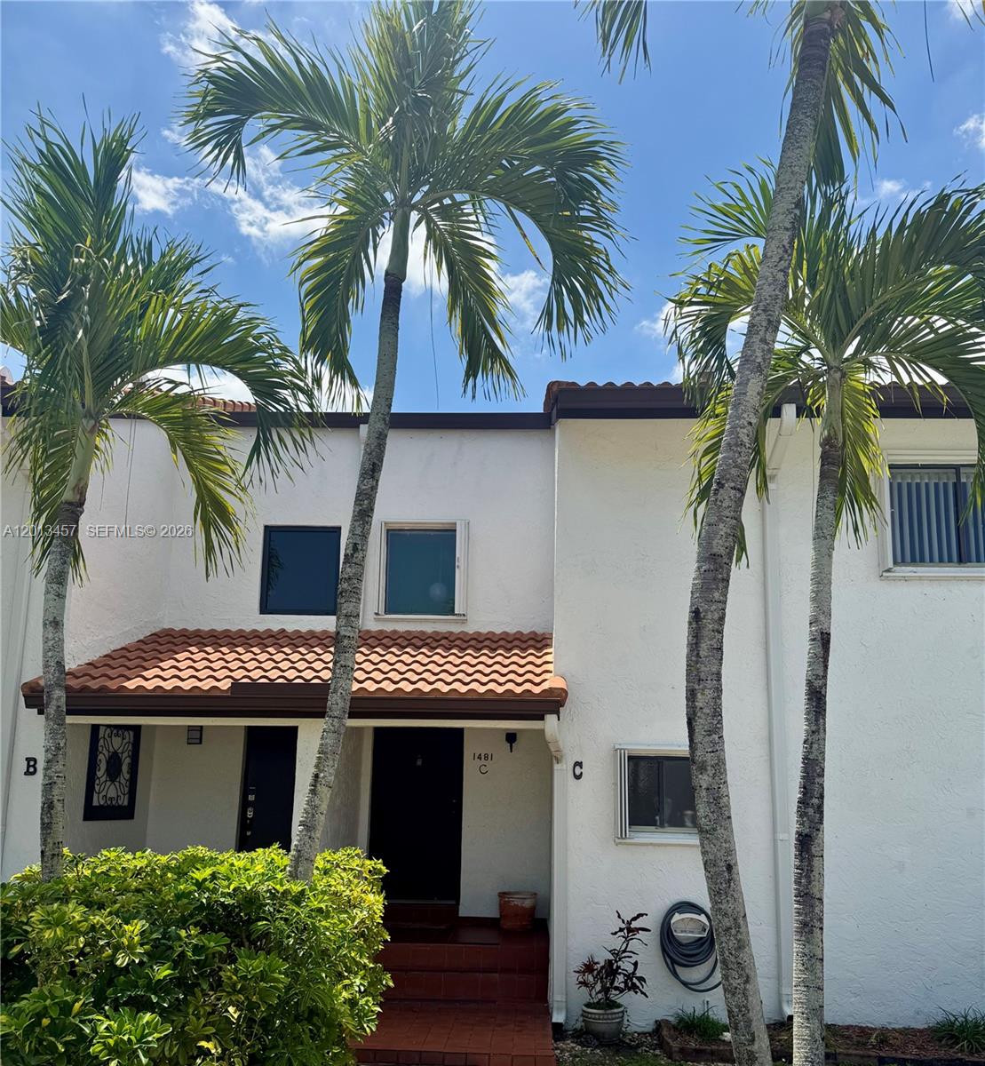 VILLA VENEZIA CONDO PH VI - Residential