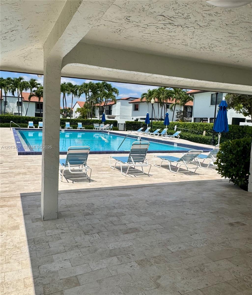 VILLA VENEZIA CONDO PH VI - Residential