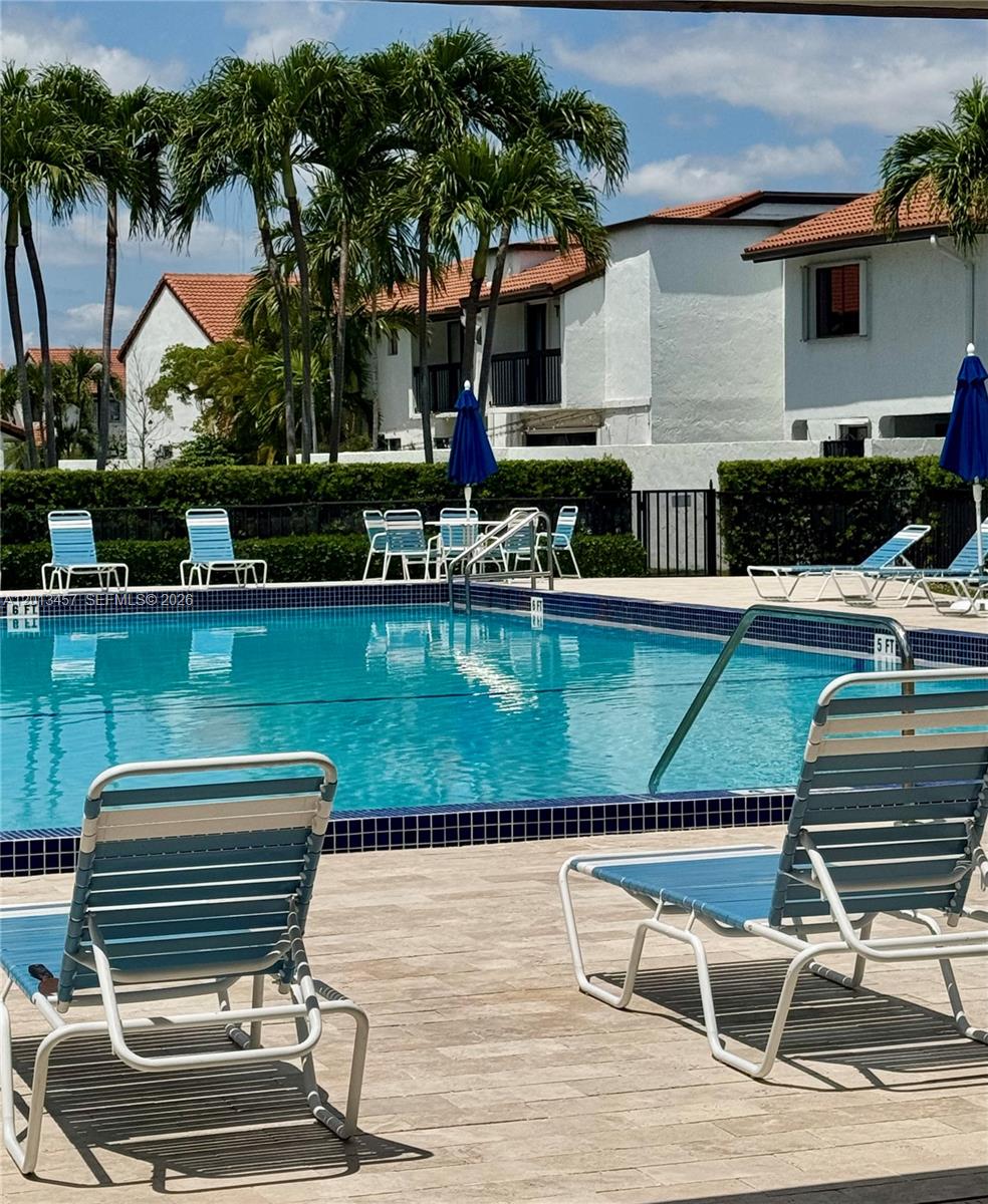 VILLA VENEZIA CONDO PH VI - Residential