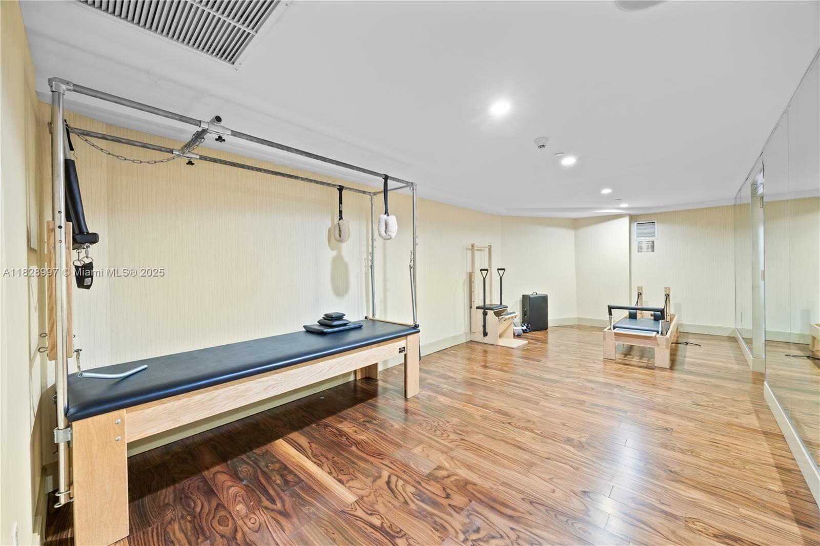 50 BISCAYNE CONDO - Residential