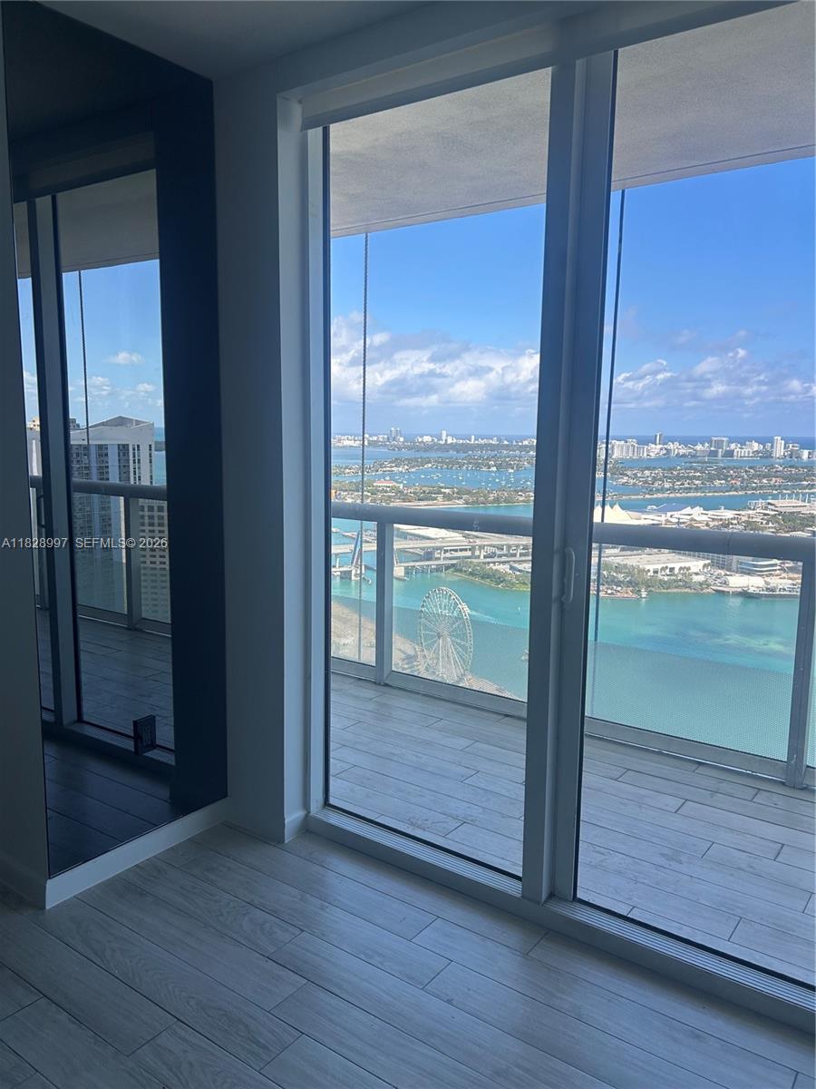 50 BISCAYNE CONDO - Residential