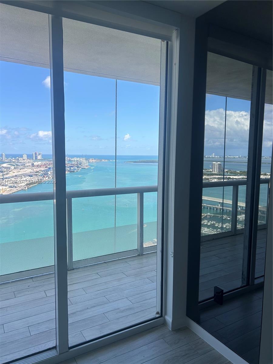 50 BISCAYNE CONDO - Residential