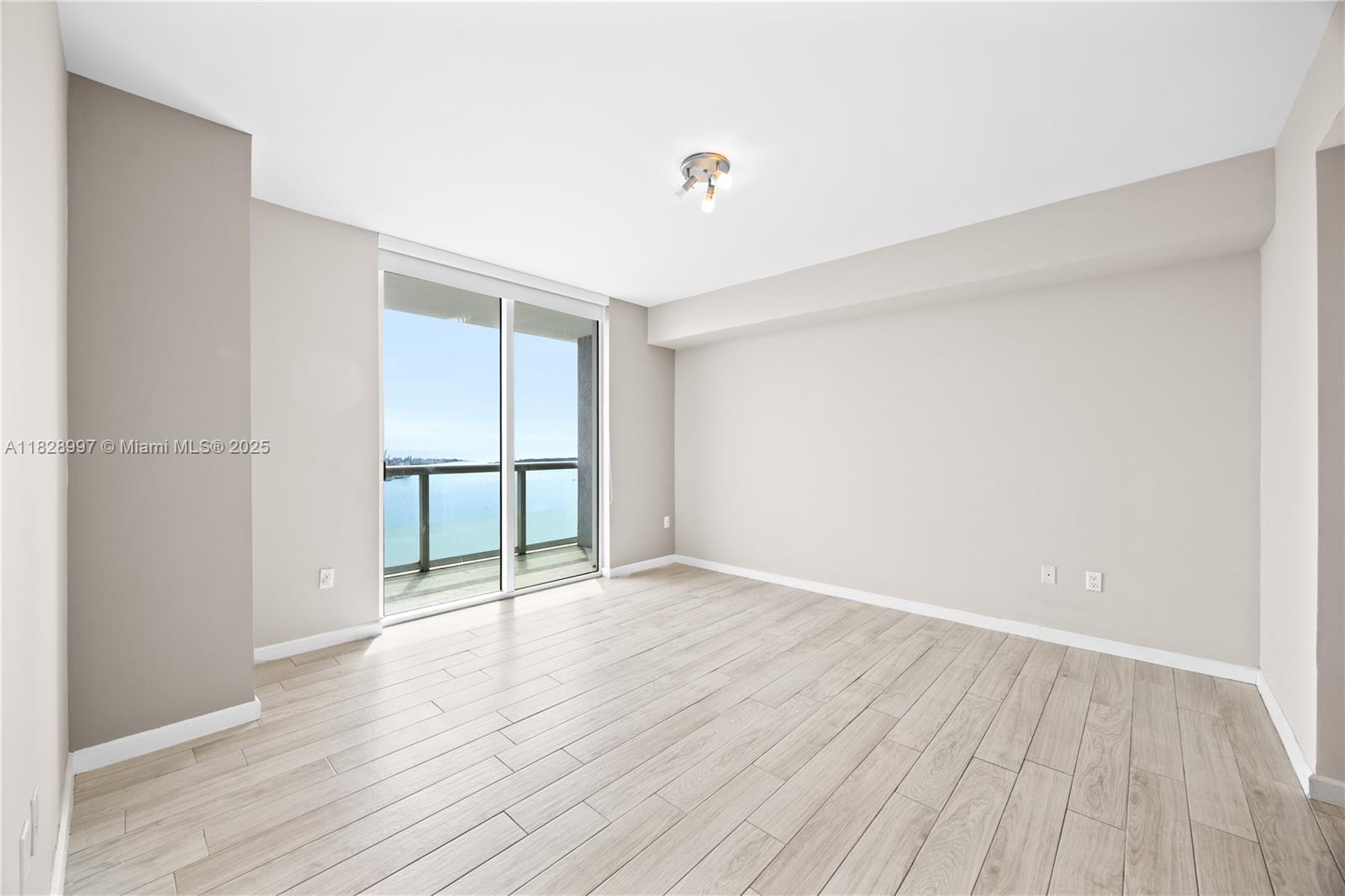 50 BISCAYNE CONDO - Residential