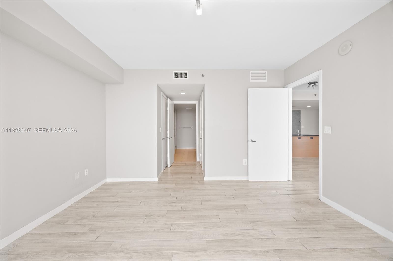 50 BISCAYNE CONDO - Residential