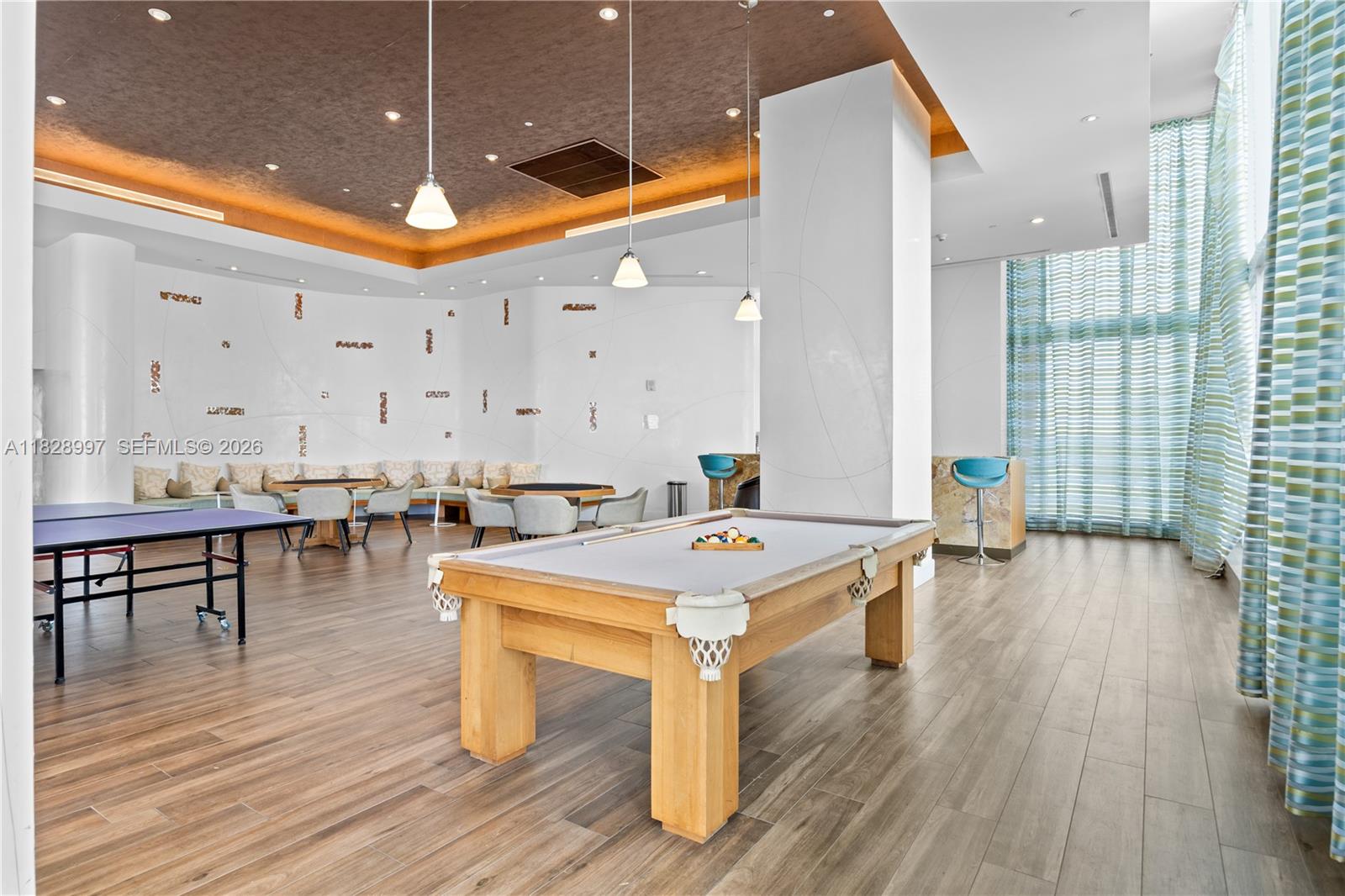 50 BISCAYNE CONDO - Residential