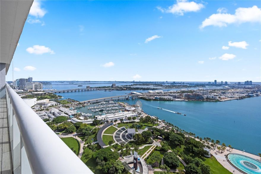 Spectacular luxury apartment located in one of Downtown Miami's most iconic buildings. This residence offers unparalleled panoramic views of Biscayne Bay, Bayfront Park, and the iconic city skyline. This contemporary-designed unit features 2 bedrooms + den and 2 bathrooms a modern kitchen with stainless steel appliances, granite countertops, and a spacious private balcony perfect for enjoying the sunrise over the Atlantic Ocean. High ceilings, floor-to-ceiling windows, and high-end finishes combine to offer a sophisticated and comfortable residential experience, Incredible Amenities: Pool, Gym, Pilates room, Sauna, Stem Room, working space, Walking distance to Kaseya Center, Bayside Mall, Whole Food, Brickell, Best Restaurants as: ZUMA, Novikov, Mastro, Hell Kitchen.