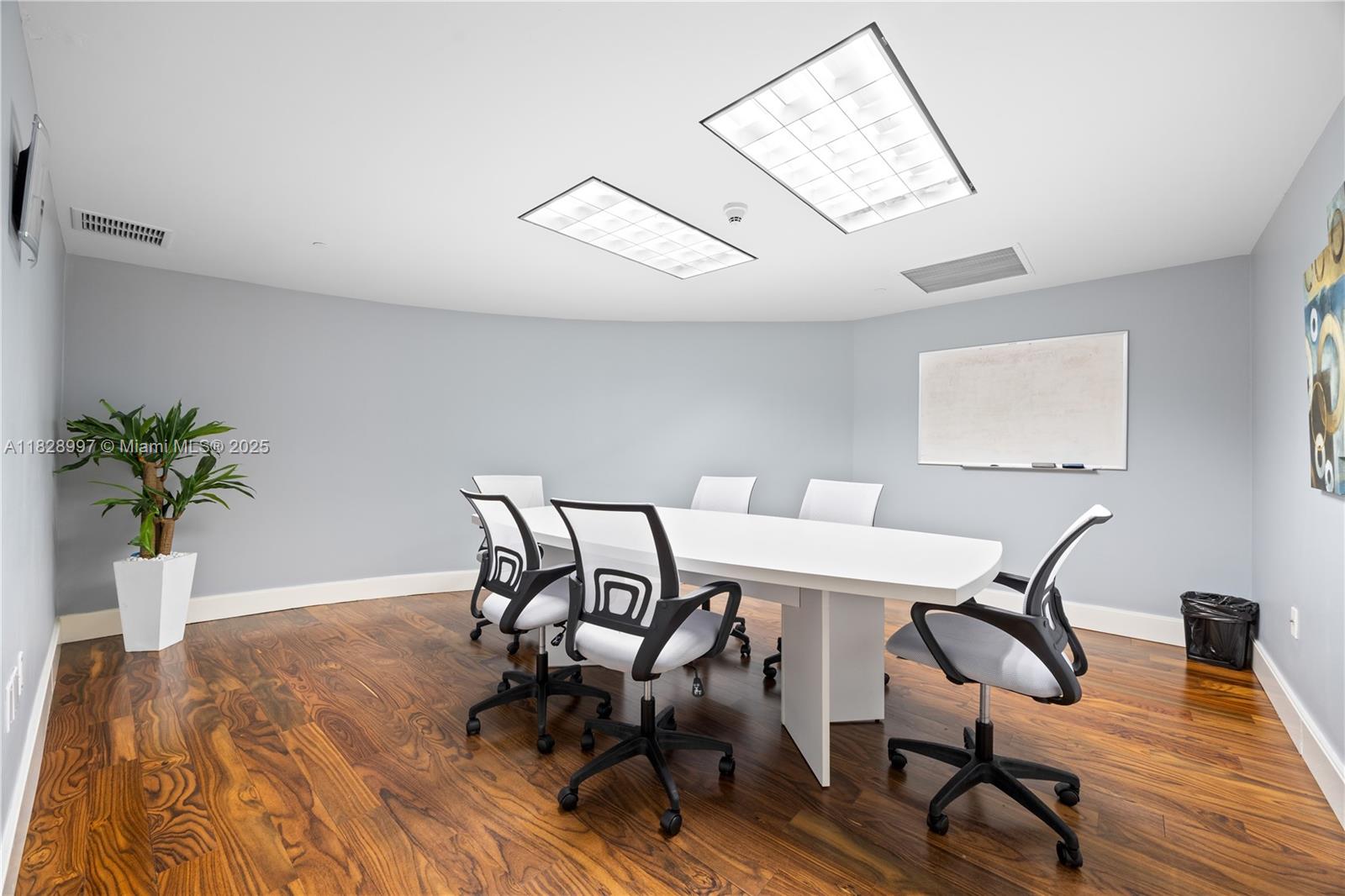 50 BISCAYNE CONDO - Residential