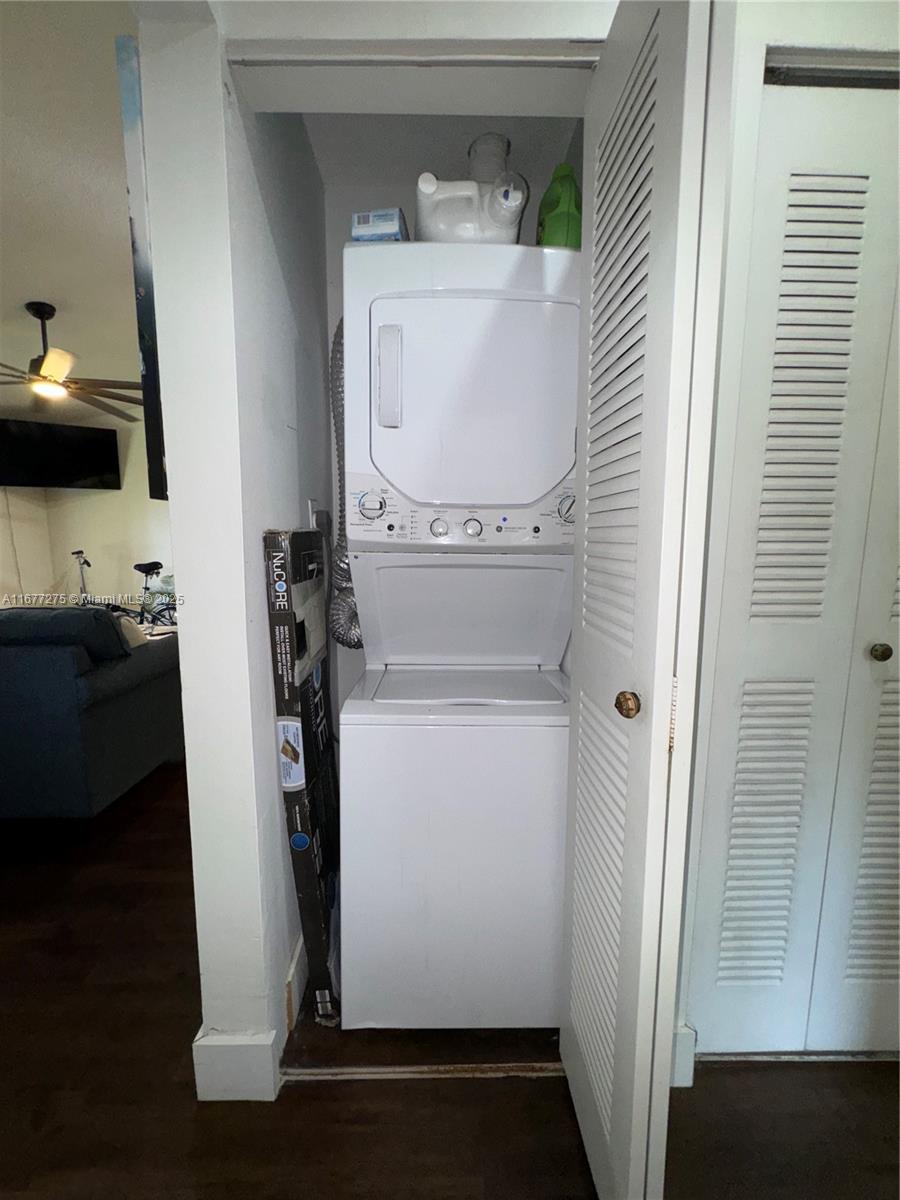 CHATEAU DE VILLE CONDO - Residential