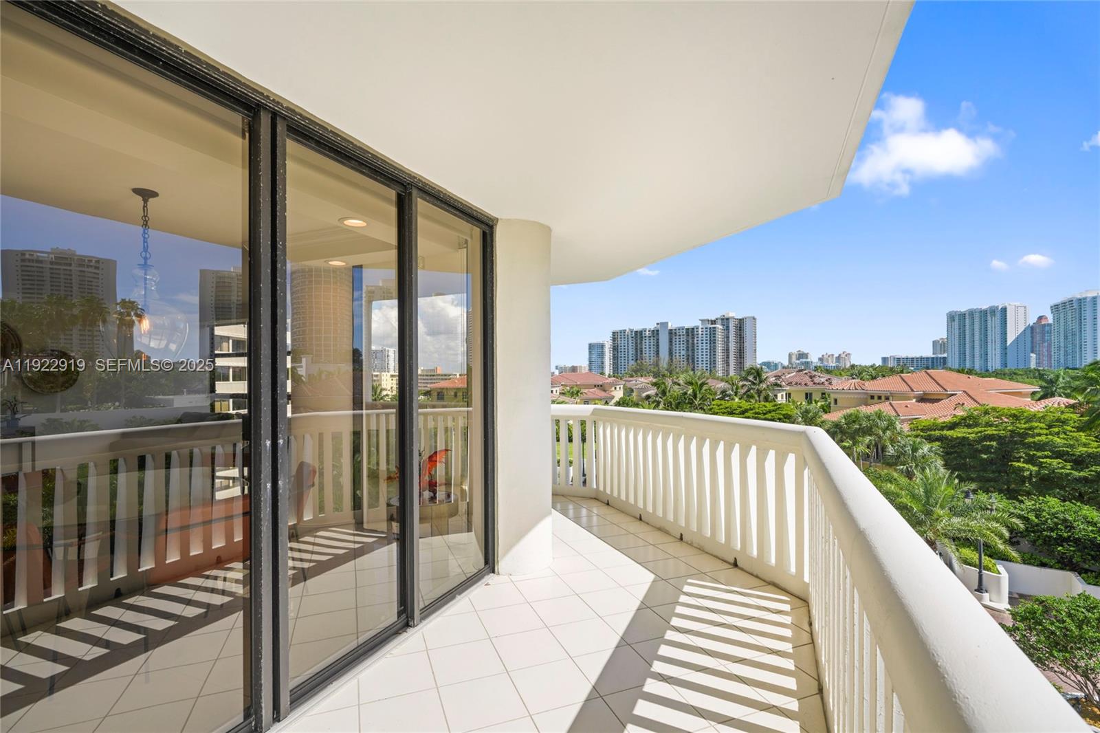 1000 ISL BLVD WILLIAMS IS - Residential Lease