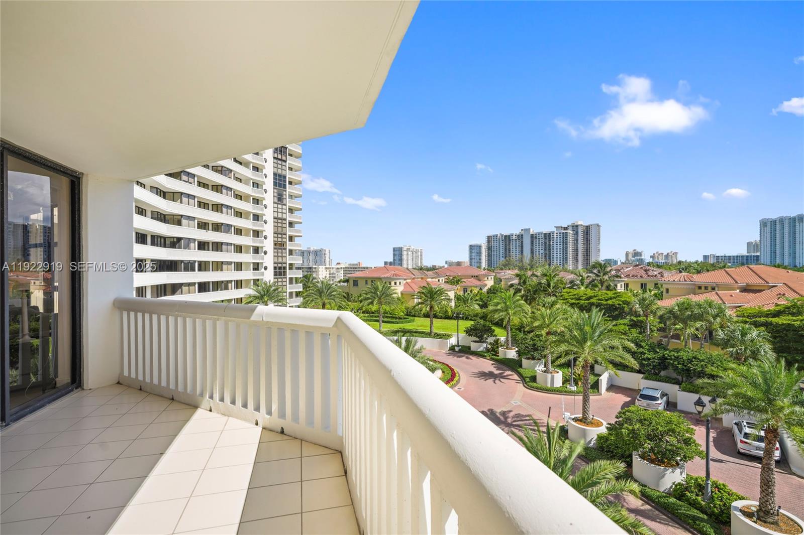 1000 ISL BLVD WILLIAMS IS - Residential Lease