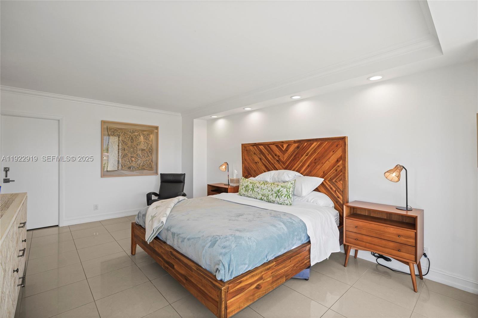 1000 ISL BLVD WILLIAMS IS - Residential Lease