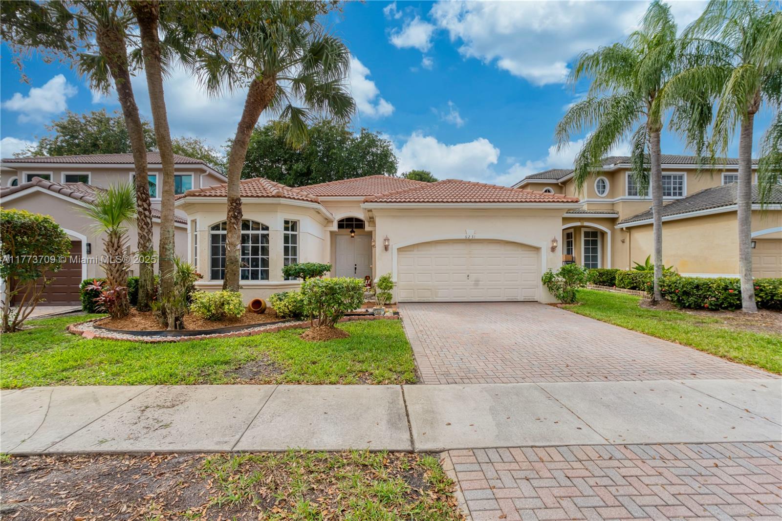 Property for Sale at 6231 Sw 195th Ave, Pembroke Pines, Miami-Dade County, Florida - Bedrooms: 3 
Bathrooms: 2  - $630,000