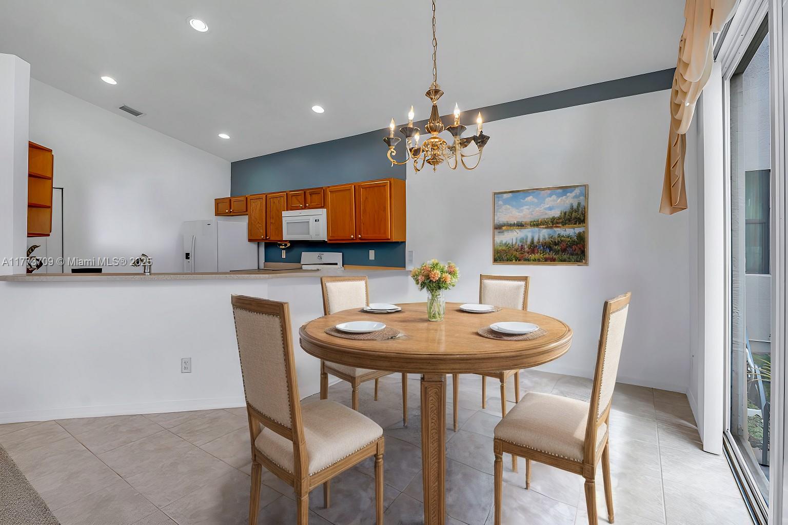 Laguna Isles - Residential