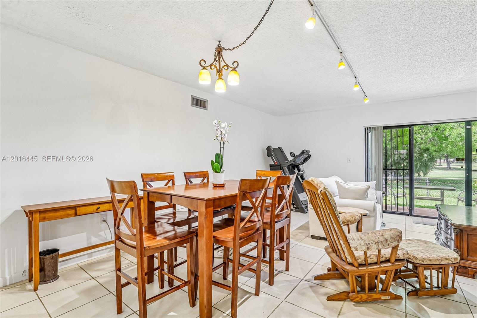 INDIAN SUMMER VILLAGE II - Residential