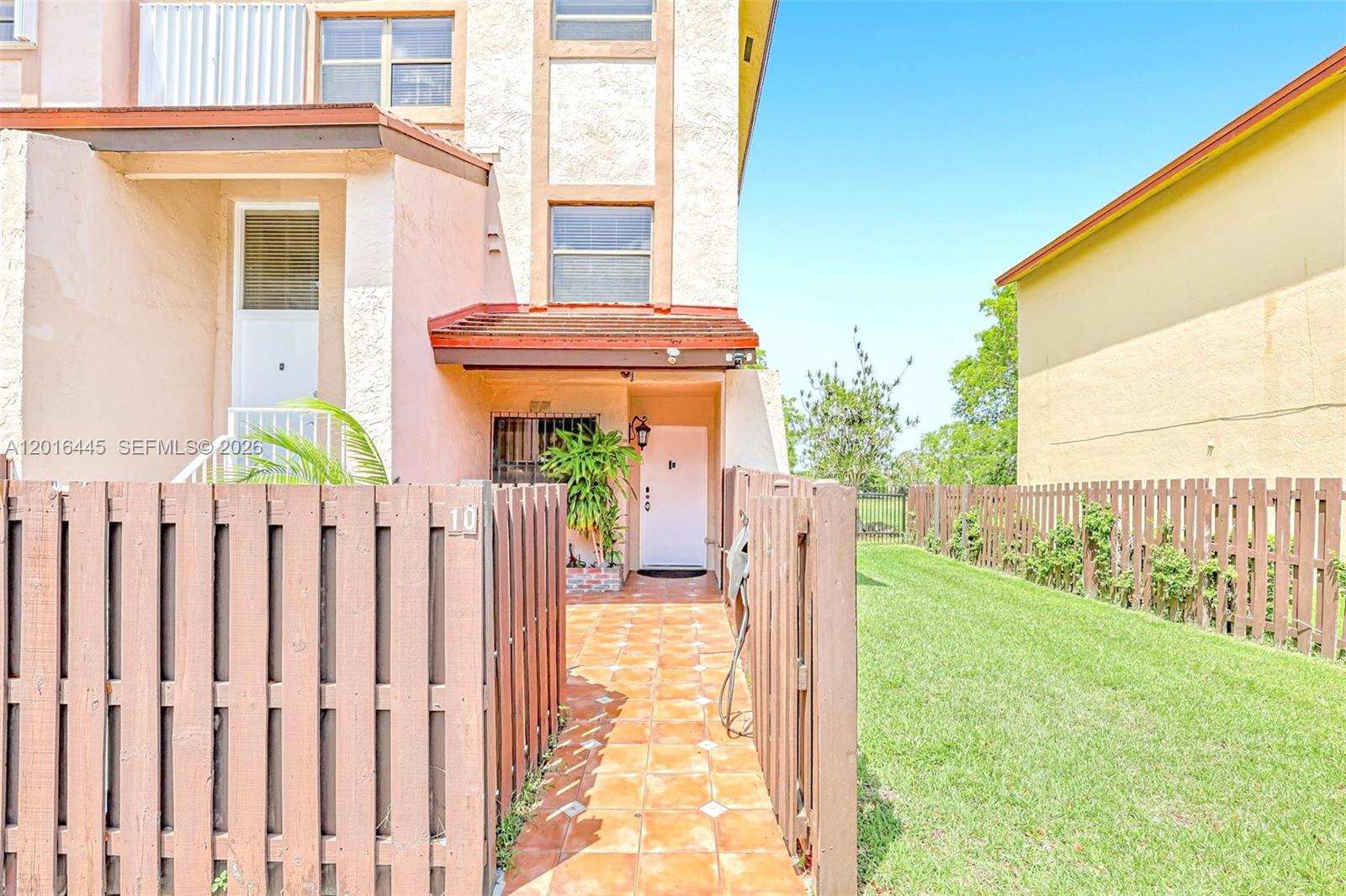 INDIAN SUMMER VILLAGE II - Residential