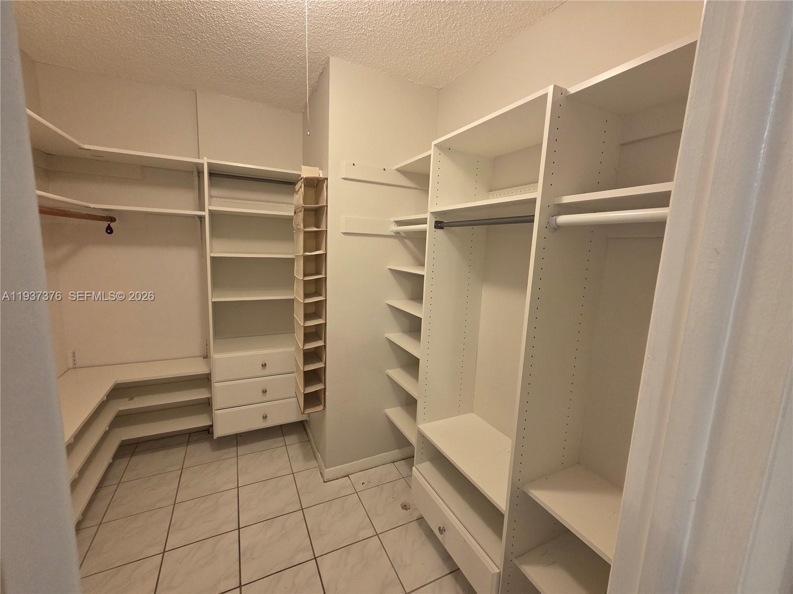 VILLA MARIE CONDO - Residential