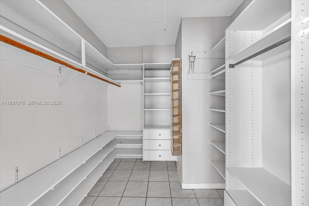 VILLA MARIE CONDO - Residential