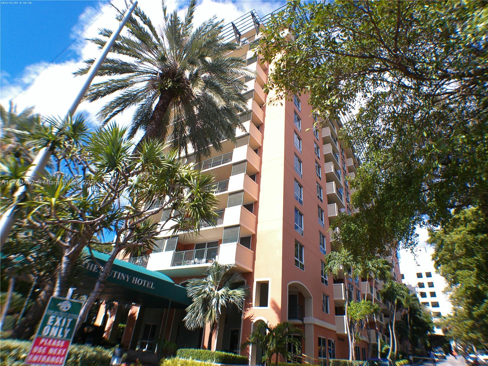 Rental Property at 2951 S Bayshore Dr 716, Miami, Broward County, Florida - Bedrooms: 1 
Bathrooms: 1  - $3,200 MO.